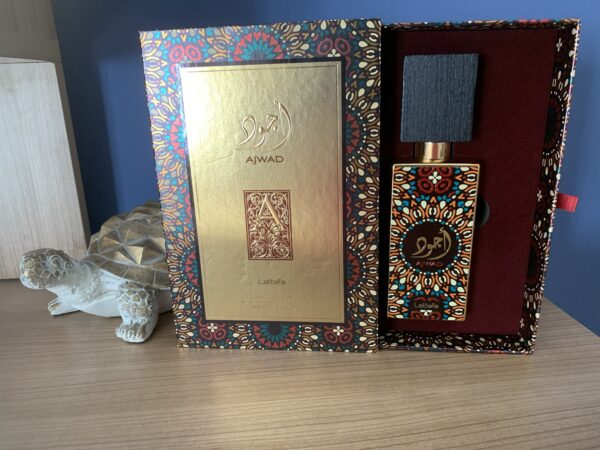 Perfume AJWAD